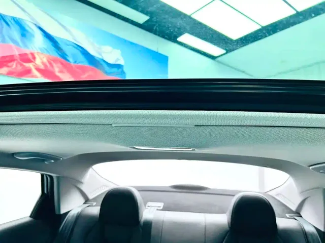 Hyundai Elantra — Фото автомобиля 10