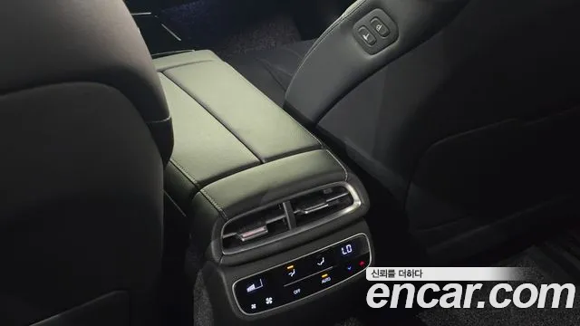 Genesis G80 Бензин 2.5 турбо AWD — Фото автомобиля 27