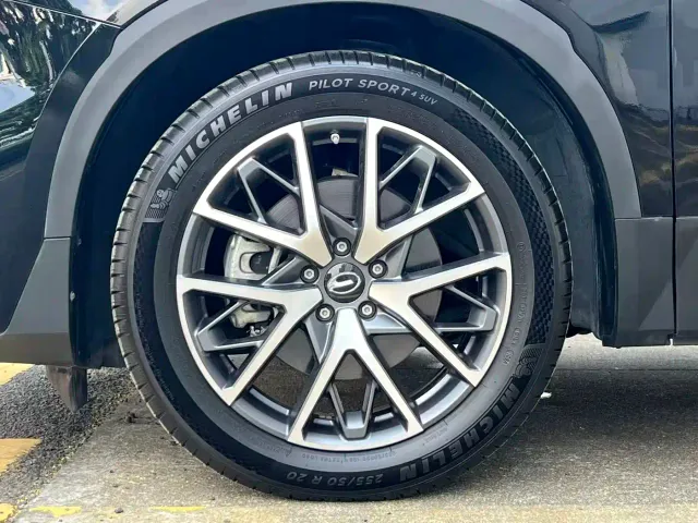 GAC Trumpchi GS8 — Фото автомобиля 9