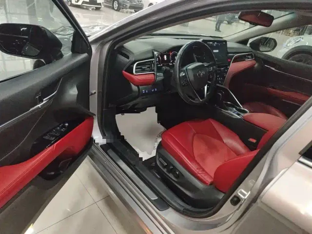 Toyota Camry — Фото автомобиля 15