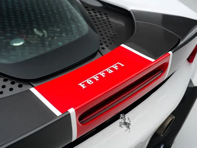 Ferrari SF90 — Фото автомобиля 6