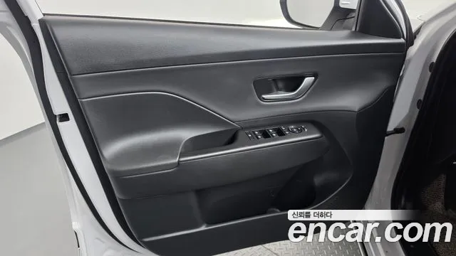 Hyundai Kona SX2 — Фото автомобиля 13