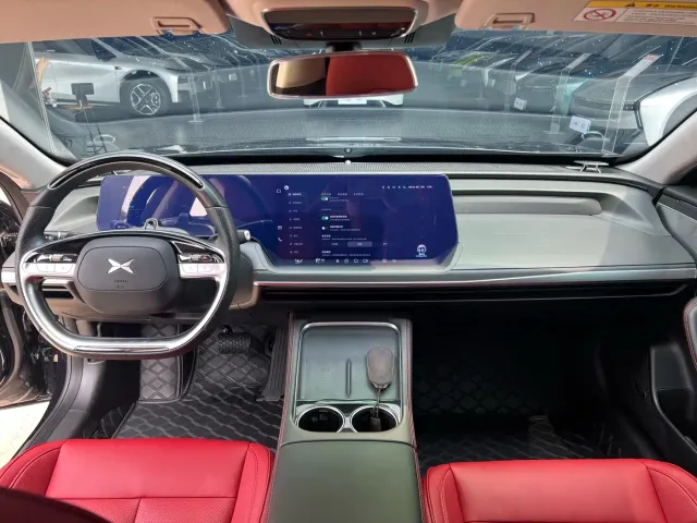 Xpeng P7 — Фото автомобиля 7
