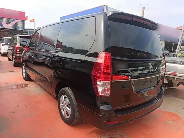 Forthing Lingzhi PLUS — Фото автомобиля 4