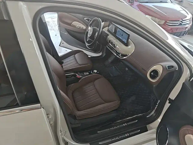 Wuling Bingo — Фото автомобиля 24