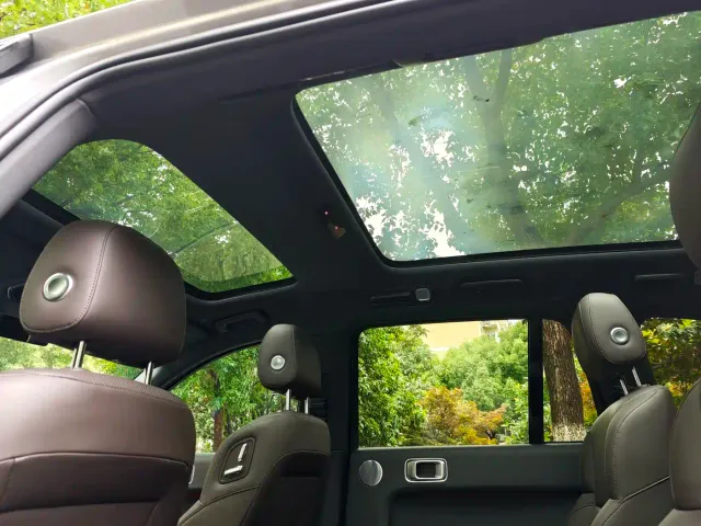 Li Auto L8 — Фото автомобиля 8