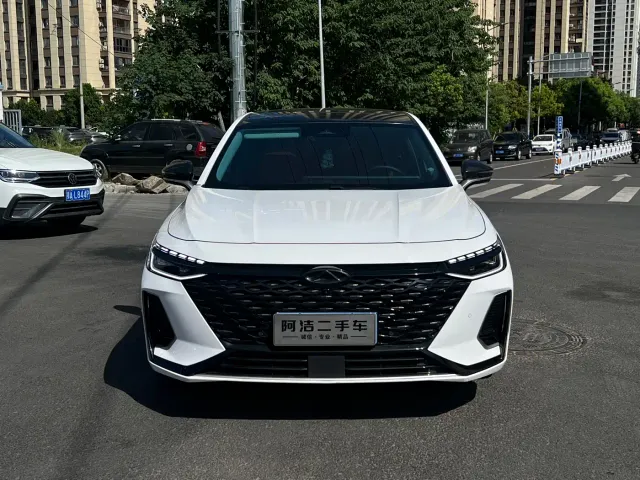 Chery Arrizo 8 — Фото автомобиля 2