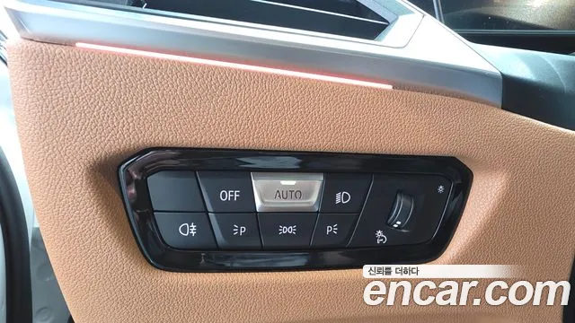 BMW 3-Series 3 серия (G20) 320i M Sport — Фото автомобиля 24