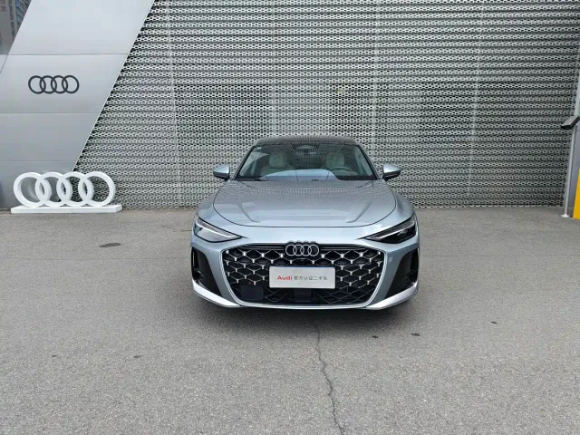 Фотография автомобиля — Audi A6L