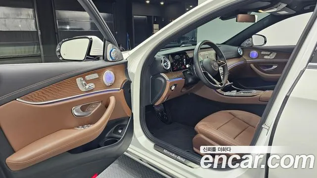 Mercedes-Benz E-Class W213 — Фото автомобиля 9