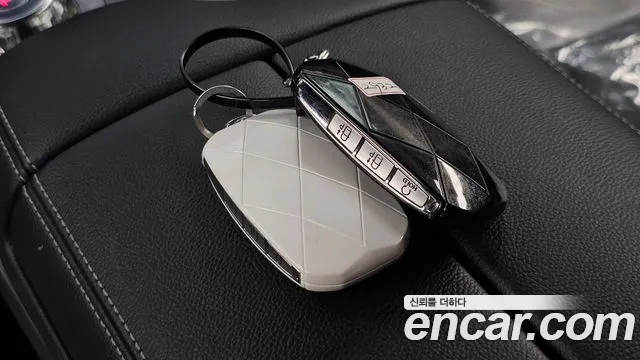 Genesis GV80 2.5T Бензин AWD — Фото автомобиля 6