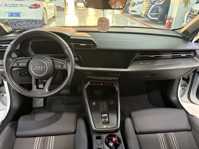 Audi A3 — Фото автомобиля 6