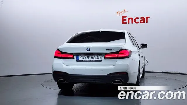 BMW 5-Series — Фото автомобиля 4
