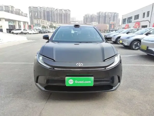 Toyota Toyota bZ5 2025 550 PRO Smart Edition — Фото автомобиля 2