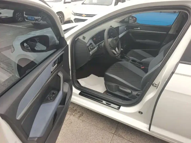 Volkswagen Lavida 2024 Model 1.5L Automatic Delight Edition — Фото автомобиля 15