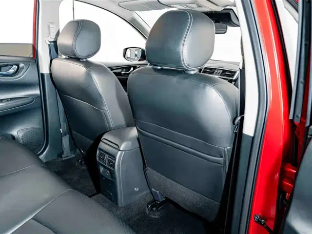 Nissan Tiida — Фото автомобиля 19