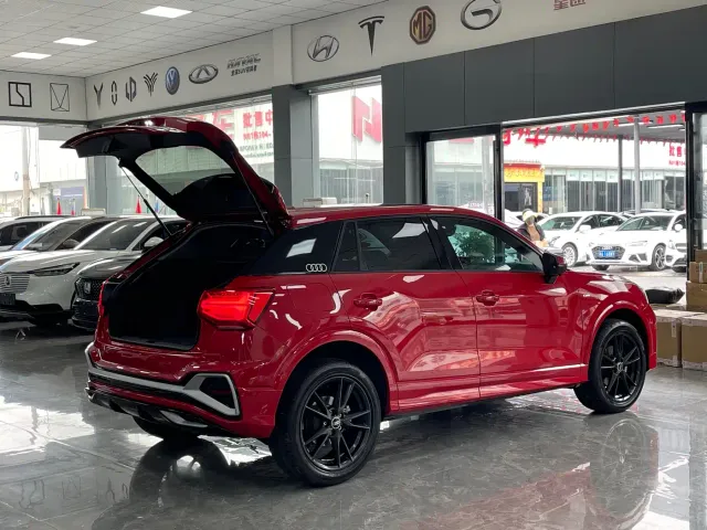 Audi Q2L — Фото автомобиля 17