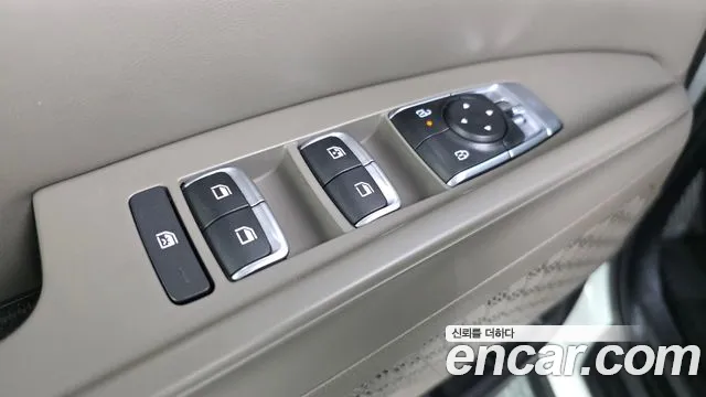 Kia Carnival — Фото автомобиля 27