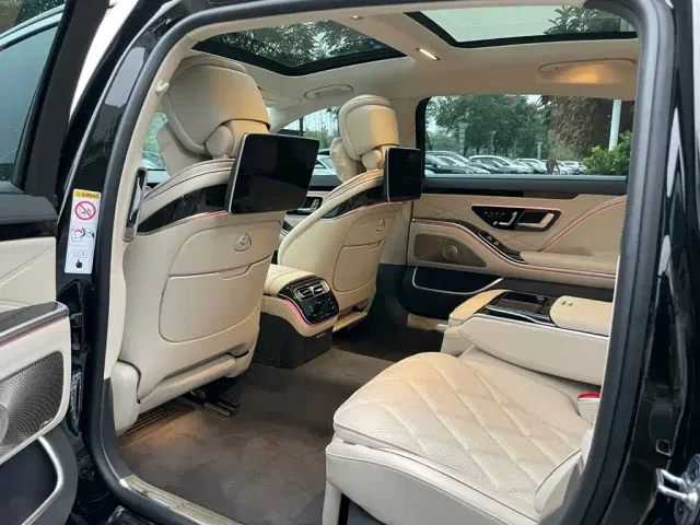 Mercedes-Benz Maybach S-Class — Фото автомобиля 13