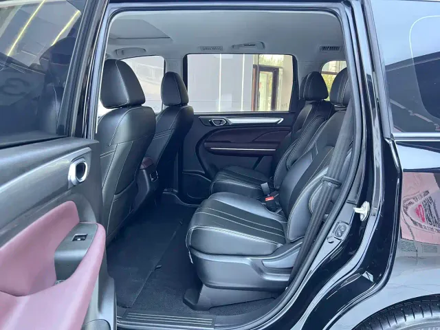 GAC Trumpchi M6 — Фото автомобиля 13