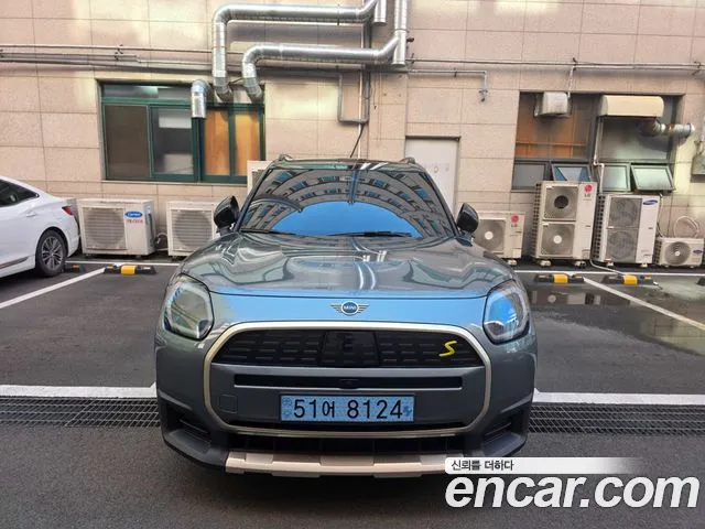 Фотография автомобиля — MINI Countryman