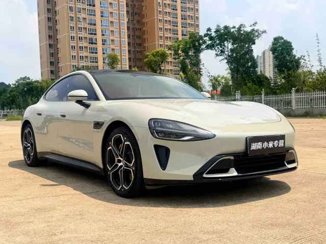 Xiaomi SU7 — Фото автомобиля 3