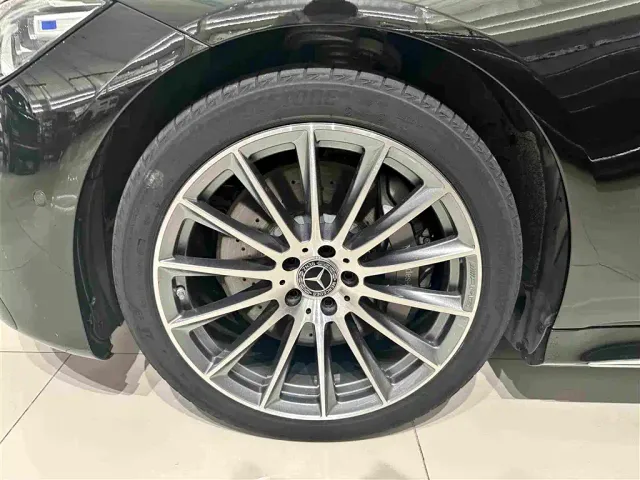Mercedes-Benz S-Class — Фото автомобиля 4