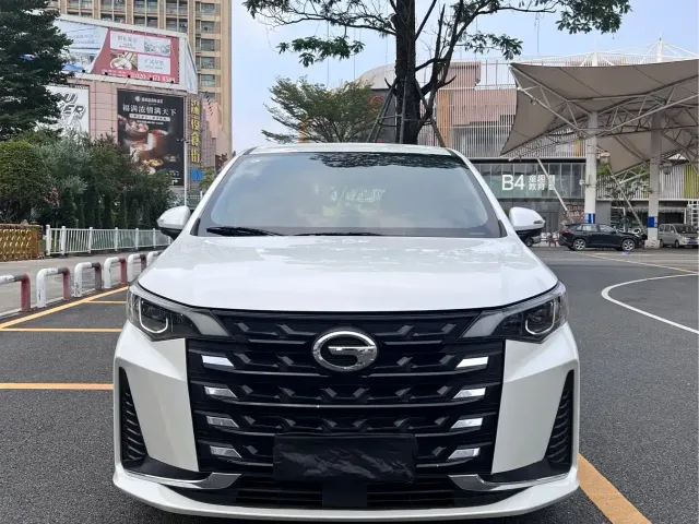 GAC Trumpchi M6 — Фото автомобиля 2