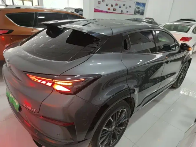 Changan UNI-T — Фото автомобиля 5