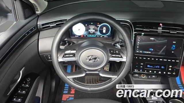 Hyundai Tucson Tucson (NX4) Дизель 2.0 2WD — Фото автомобиля 13