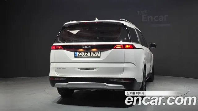 Kia Canival Carnival 4 поколение Бензин 9 мест Prestige — Фото автомобиля 4