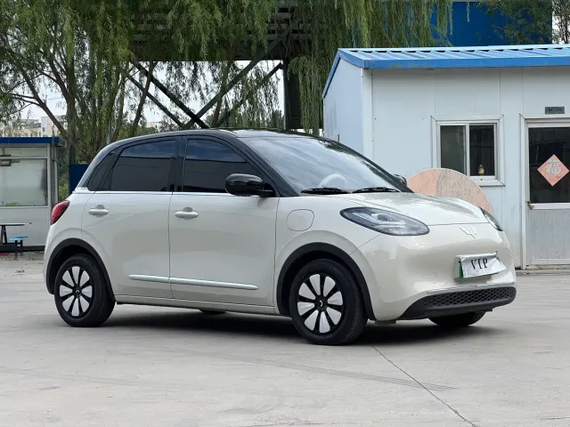 Wuling Bingo — Фото автомобиля 3