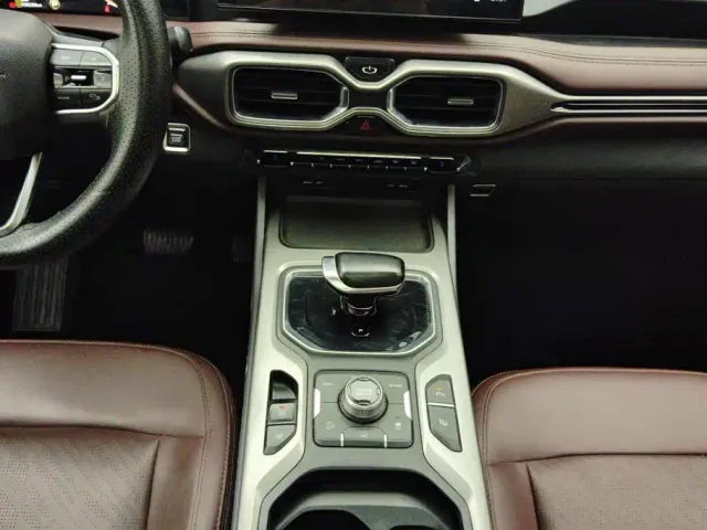 Geely Haoyue — Фото автомобиля 16