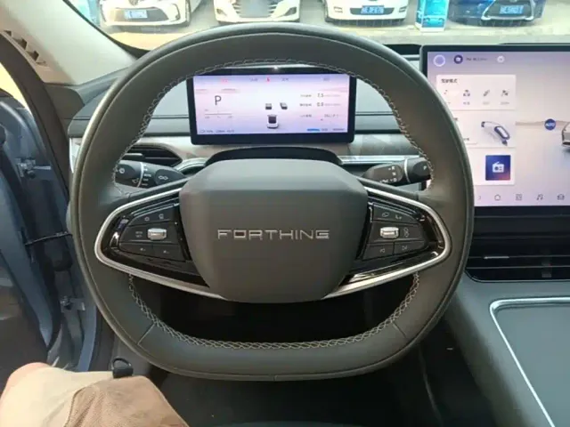 Forthing Xinghai S7 — Фото автомобиля 10