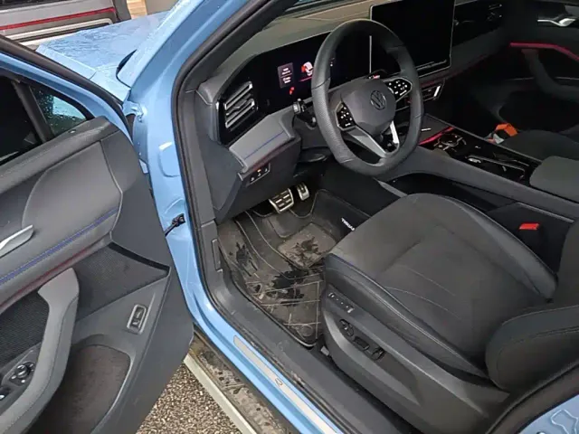 Volkswagen Tiguan L — Фото автомобиля 15