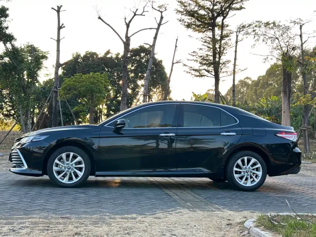 Toyota Camry — Фото автомобиля 9