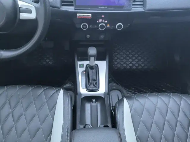 Honda Fit — Фото автомобиля 16