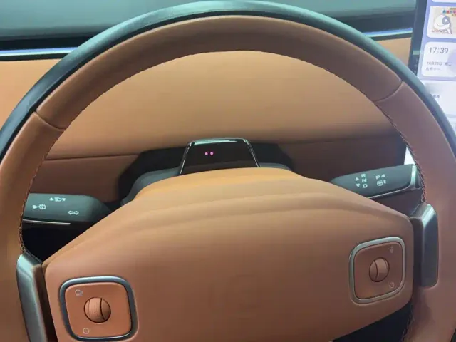 Changan Qiyuan E07 — Фото автомобиля 3