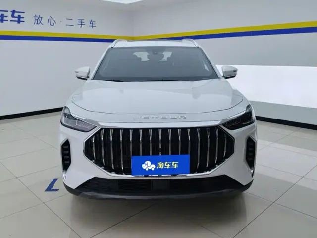 Jetour X70 Plus — Фото автомобиля 2