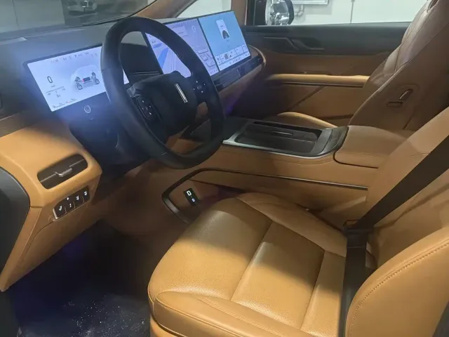 Wey Alpine — Фото автомобиля 4