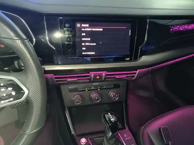 Volkswagen Passat — Фото автомобиля 12