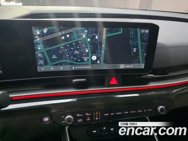 Kia Canival Новый Carnival 4 поколение Бензин 9 мест Signature — Фото автомобиля 17