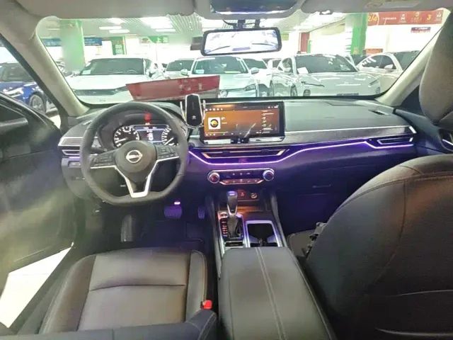 Nissan Teana — Фото автомобиля 9