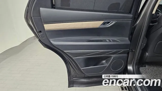 Genesis GV80 — Фото автомобиля 14