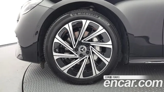 Mercedes-Benz E-Class W214 — Фото автомобиля 5
