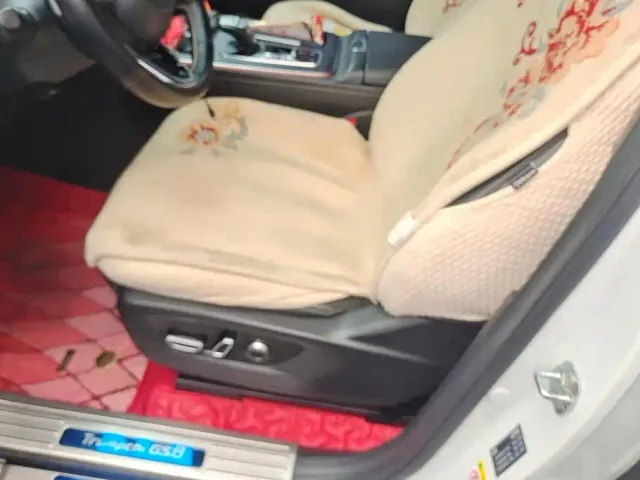 GAC Trumpchi GS8 — Фото автомобиля 9