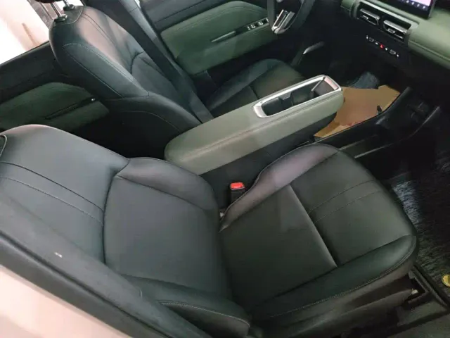 Baojun Yep Plus — Фото автомобиля 24