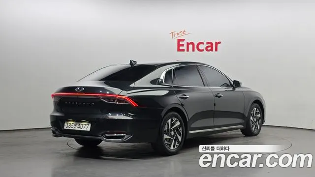 Hyundai Grandeur Premium — Фото автомобиля 2