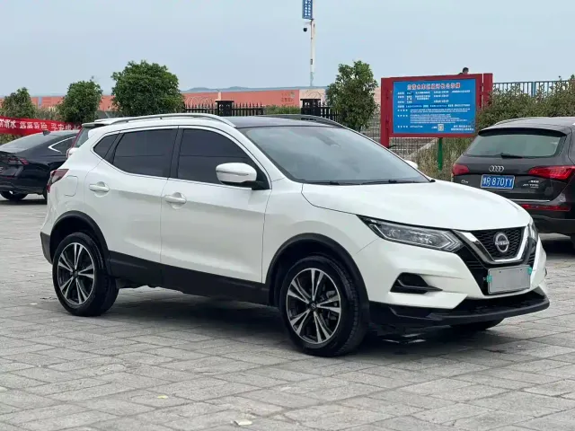 Nissan Qashqai — Фото автомобиля 3