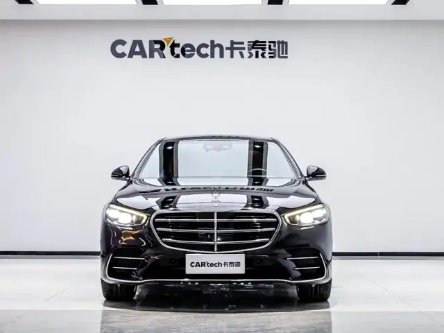 Mercedes-Benz S-Class — Фото автомобиля 2